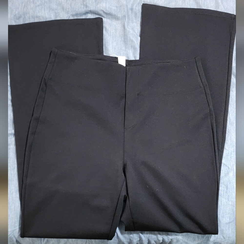HALARA Black Leggings - Picture 3 of 9